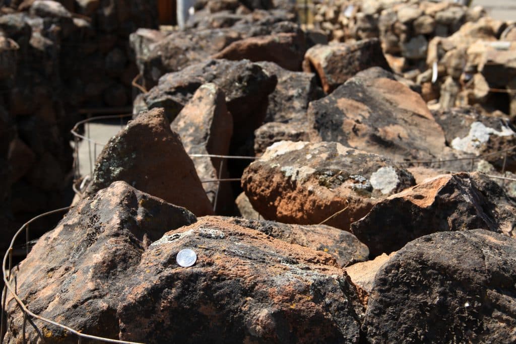 Sonoma Fieldstone Double Head Size